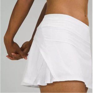 Lululemon Play Off The Pleats Skirt White size 12